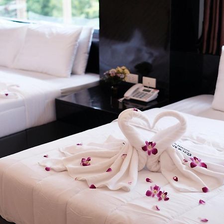 Rest@Ratchada hotel Bangkok Exteriér fotografie